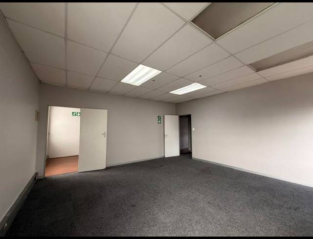 BUSINESS PROPERTY TO RENT IN NEWTON PARK